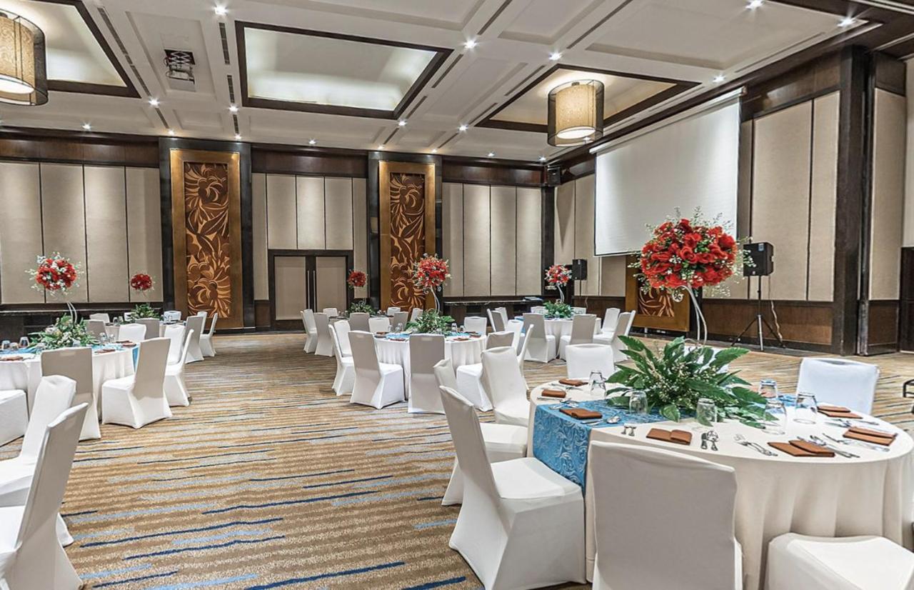 Seda Ayala Center 5* Cebu