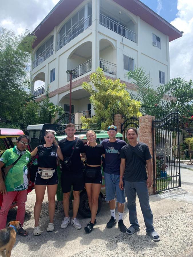 Soul Travellers Dagatan Castle Guest house Badian