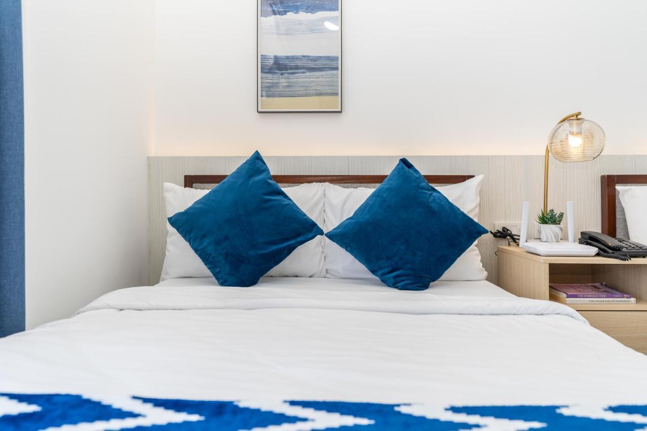 732 Express Condotel, 3 Minutes To Airport, With Gym & Pool Fast Wi-fi, Free Netflix Lapu-Lapu City