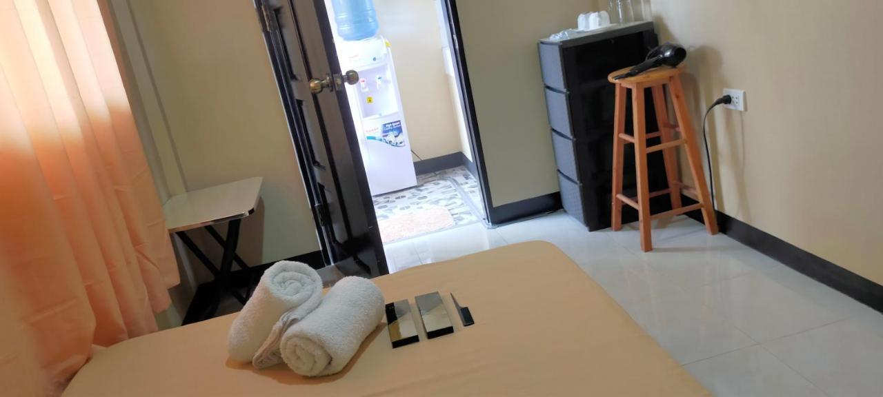 Havenly And Body Massage Guest house Moalboal