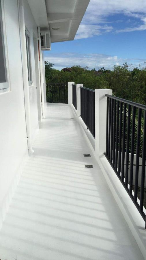 Apartment White Sands Maribago Cebu Tourist Area *