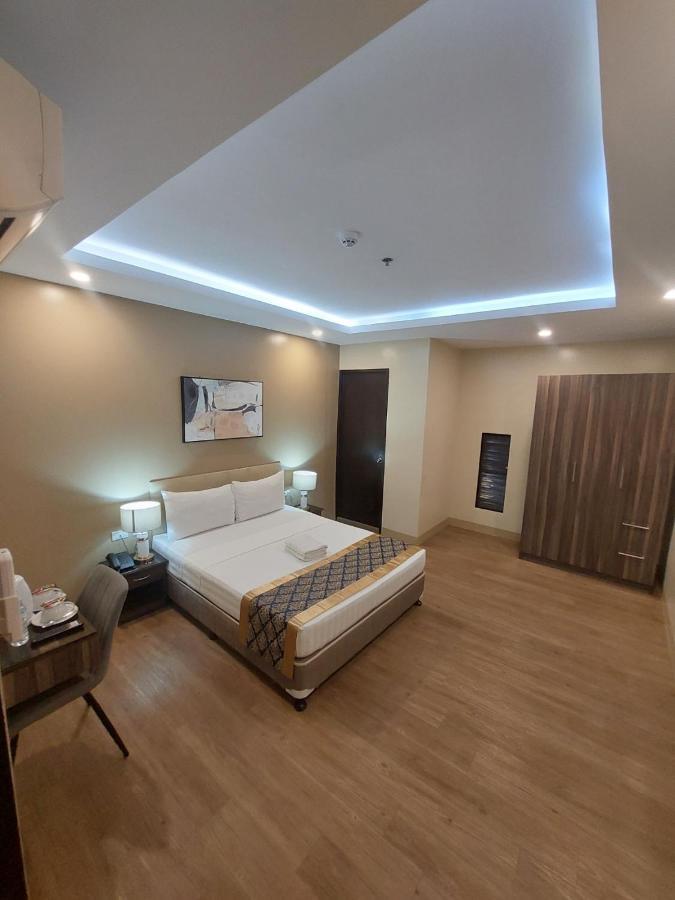 Beaver Hotel 3*