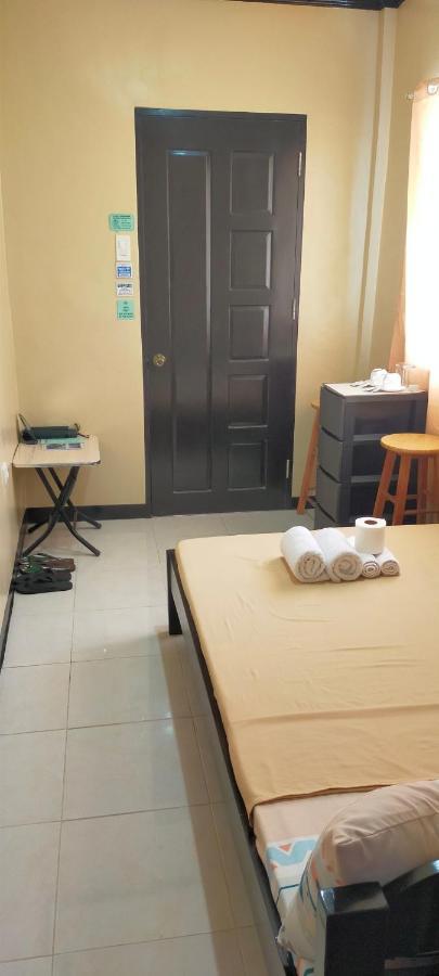 Havenly And Body Massage Guest house Moalboal