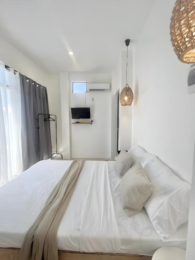 New Modern Near Airport & Apartment