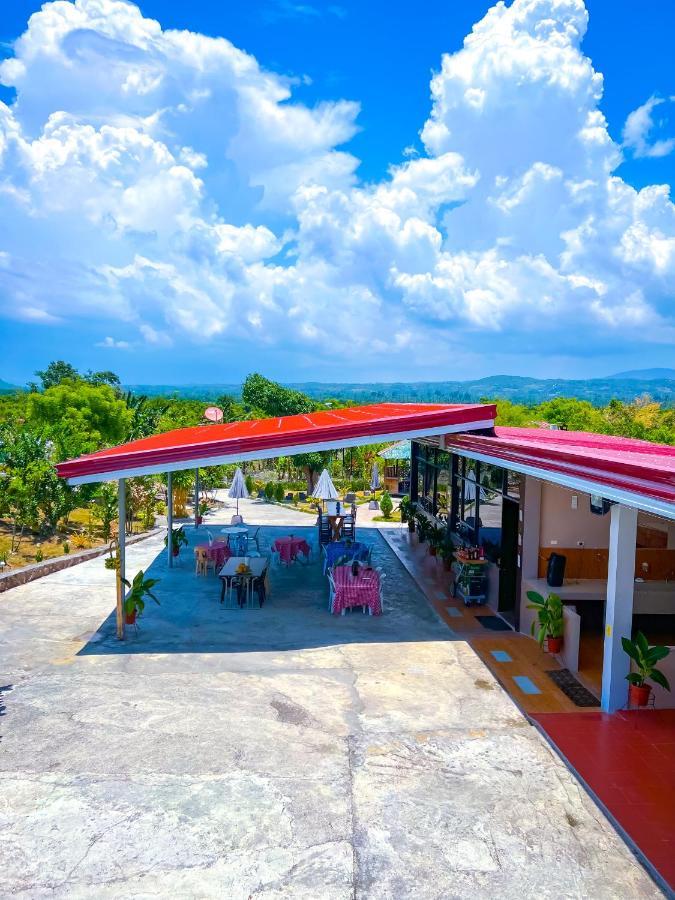 La Plumerias Resort Moalboal