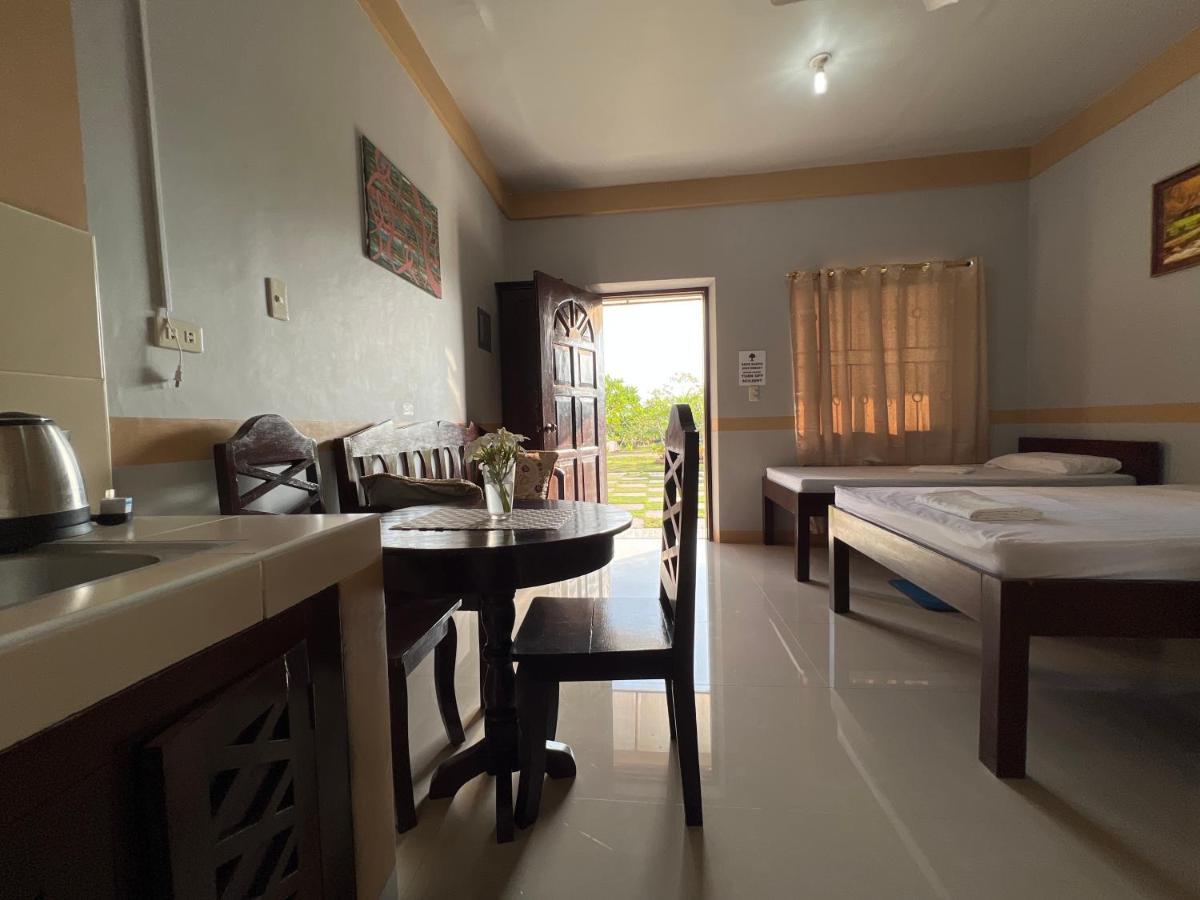 La Plumerias Resort Moalboal