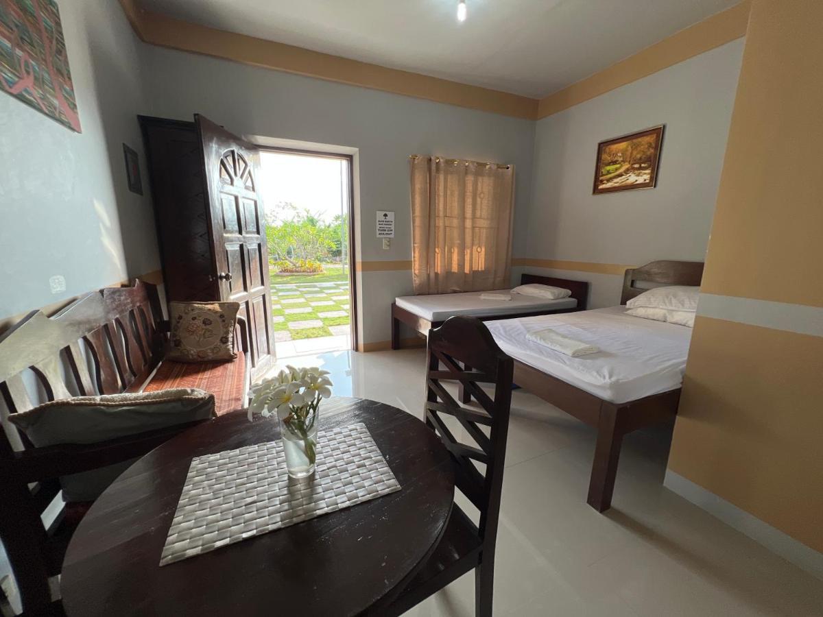 La Plumerias Resort 2*