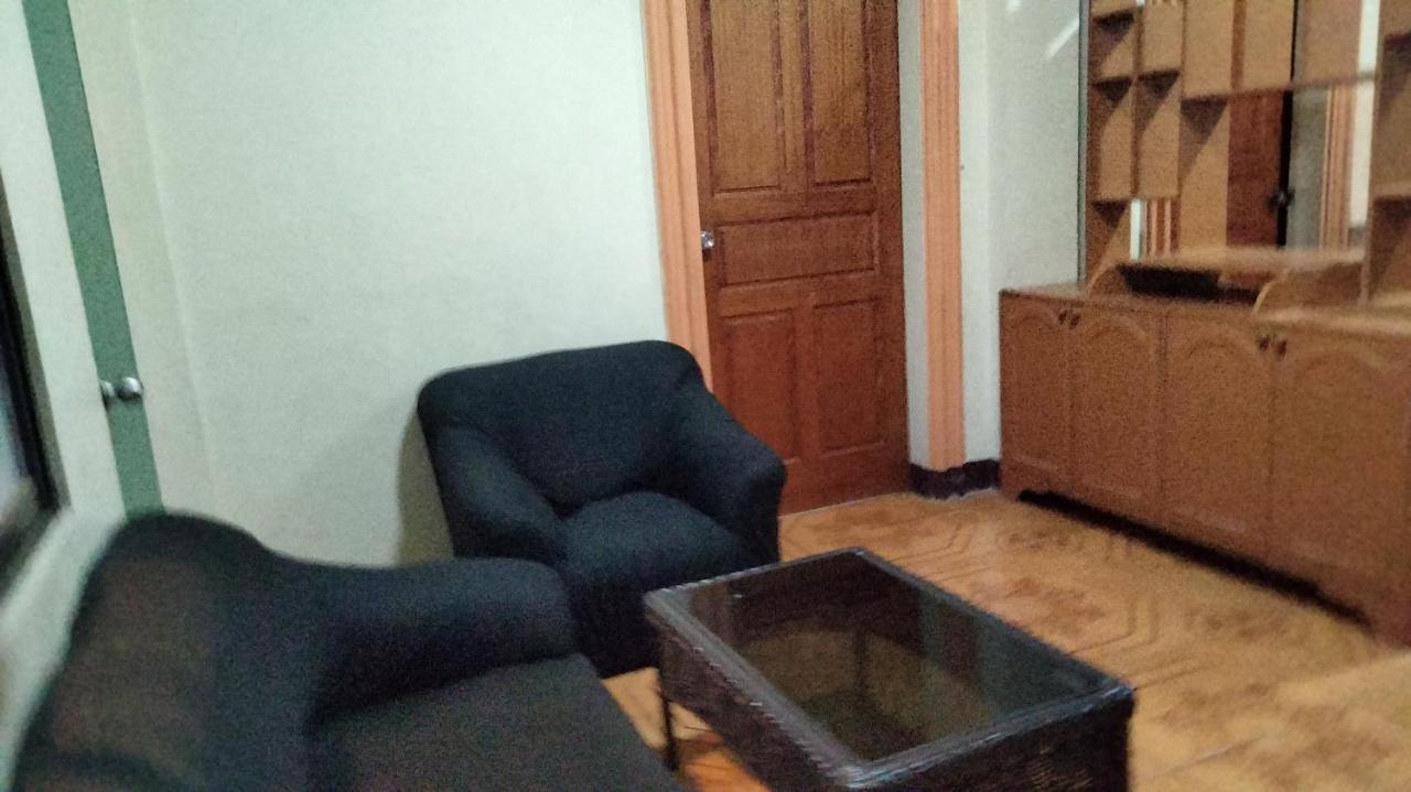 Moonlight Seaside Liloan Cebu Apartment *