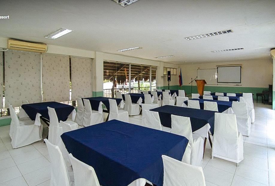 Resort Reddoorz Cebu Club Fort Med Inc
