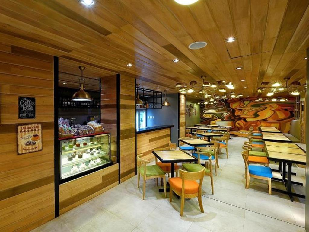 Golden & 3* Cebu