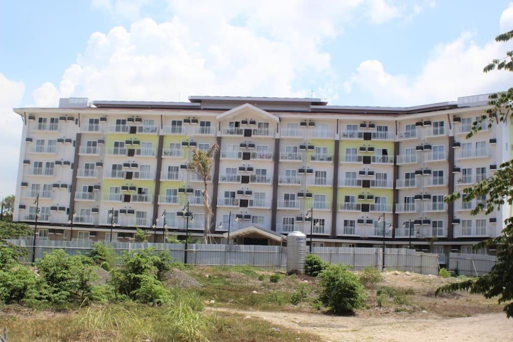 Antonio's Place, 3 Mins To Mactan Airport, Fast Internet With Netflix *