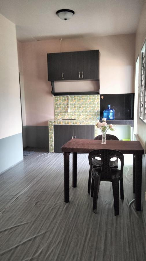 Apartment Moonlight Seaside Liloan Cebu *