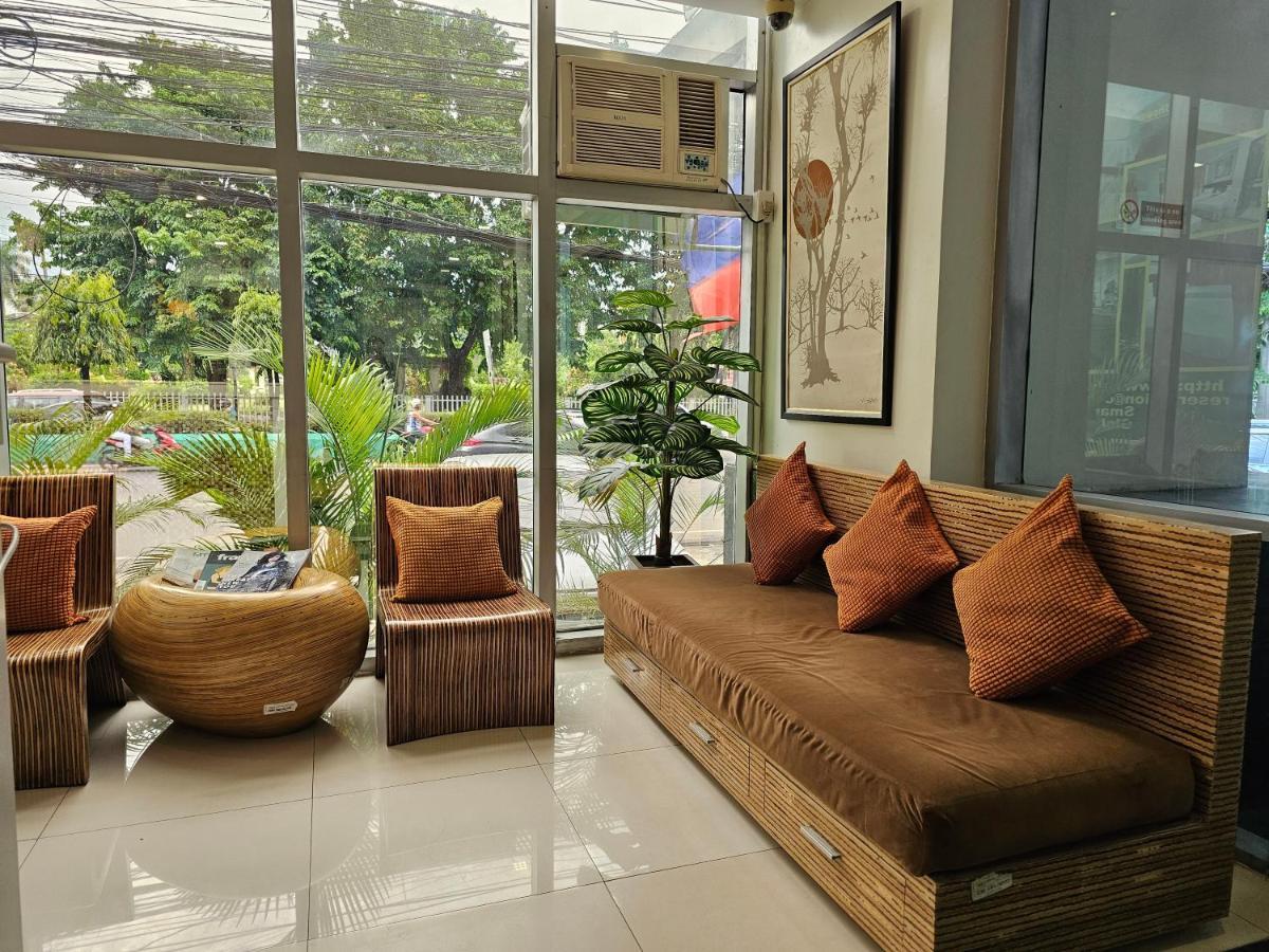 Hotel Capitol & Powered By Cocotel 3*