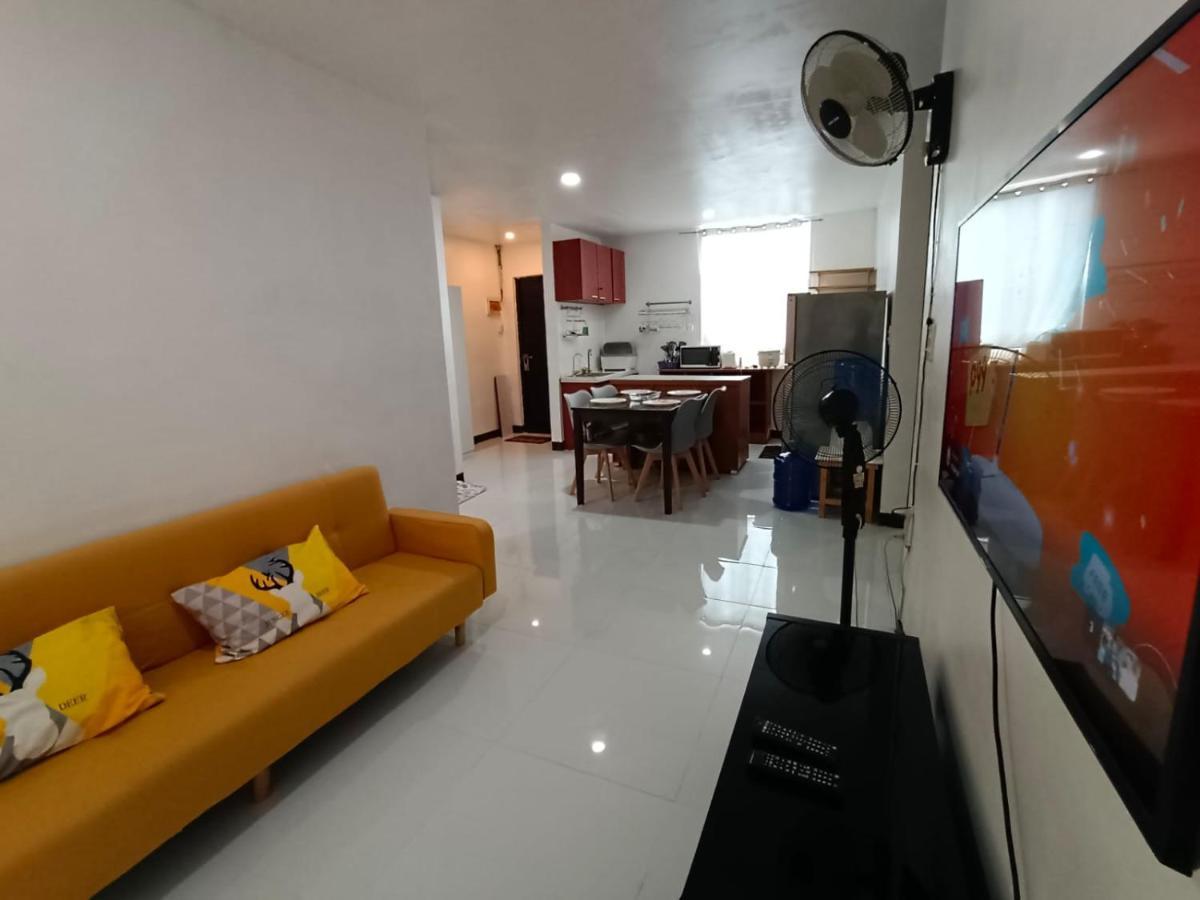 Apartment Three-bedroom - 4th Floor Stairs Only *