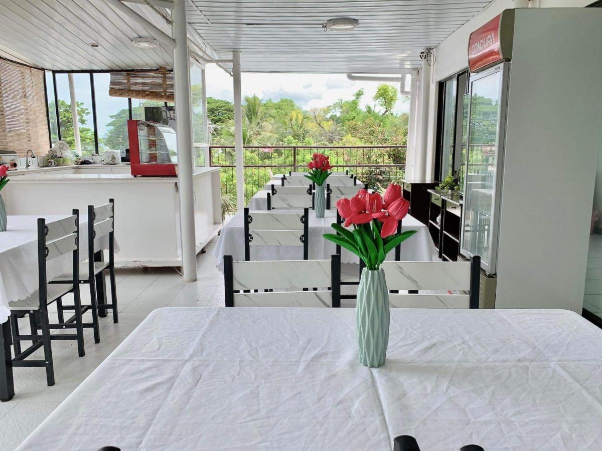 Luna Travellers Bed & Breakfast Oslob