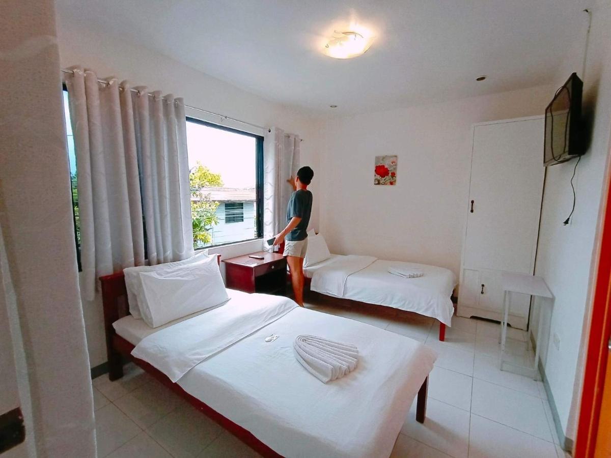 Luna Travellers Bed & Breakfast Oslob