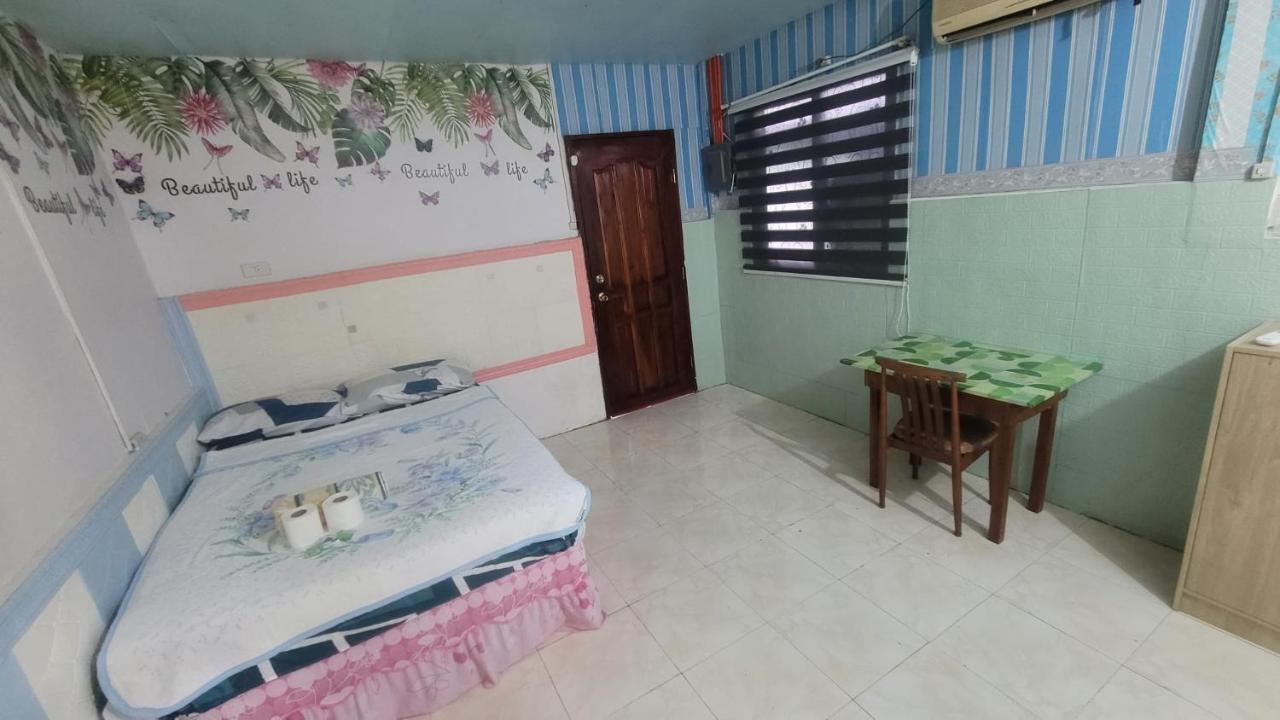Hostel Sweetie & Bunkbeds