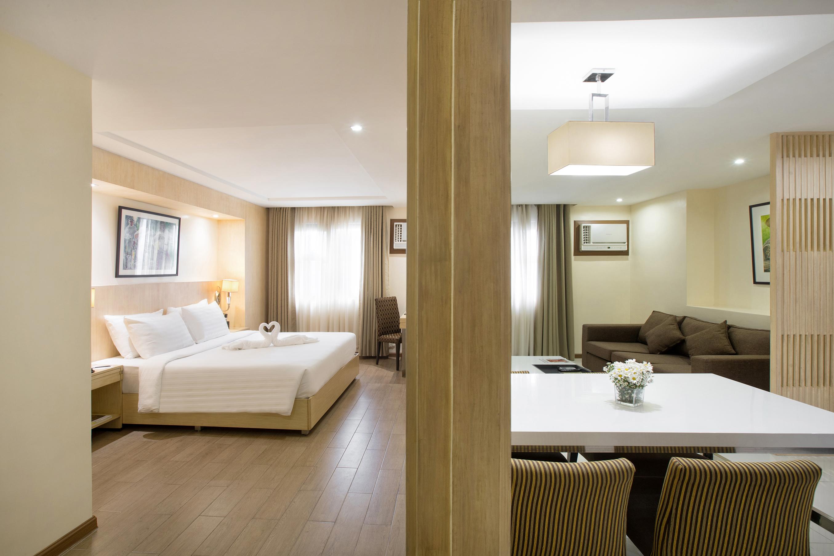 Golden & 3* Cebu