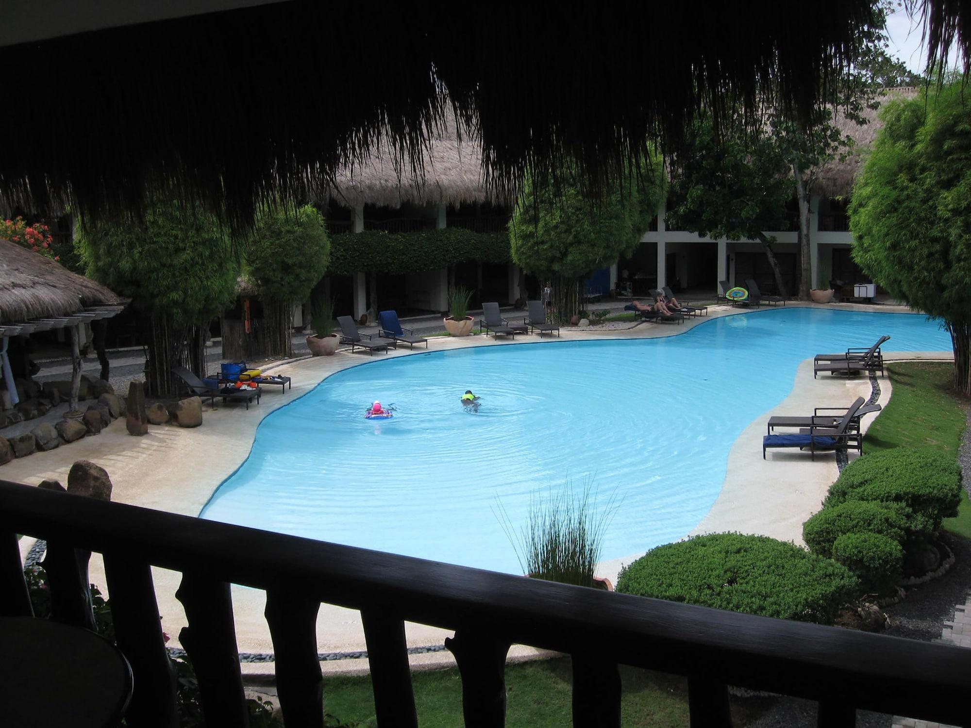 Bluewater Maribago 4*