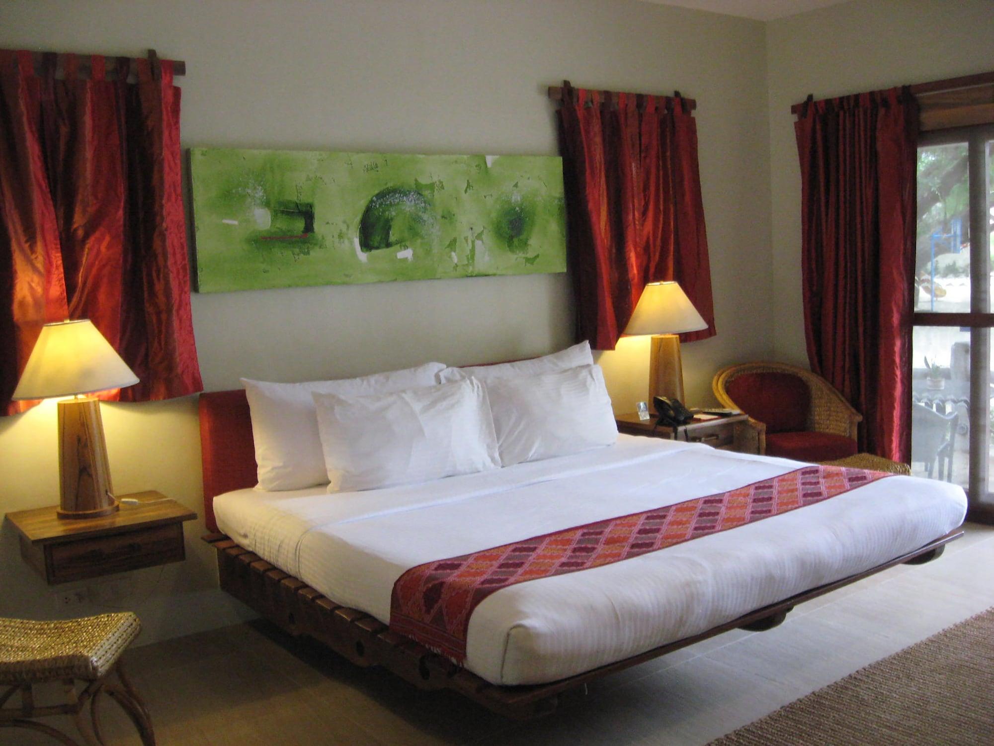 Bluewater Maribago Resort 4*