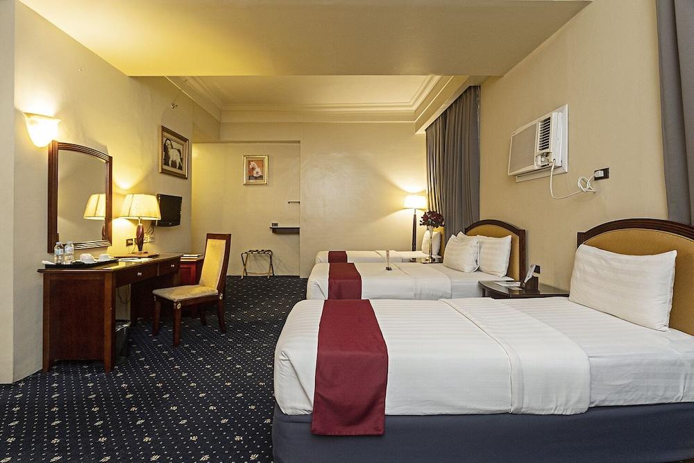 Hotel Sarrosa International And Residential Cebu