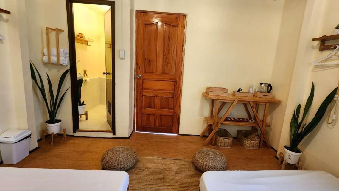 Casa Christiana La Playa Moalboal