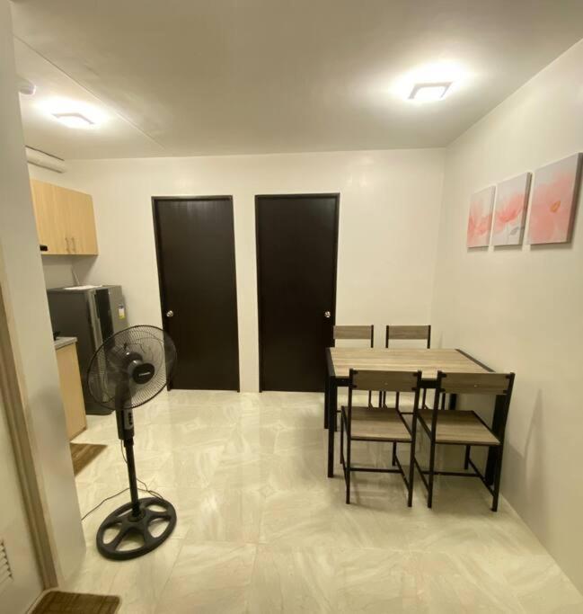Condo *