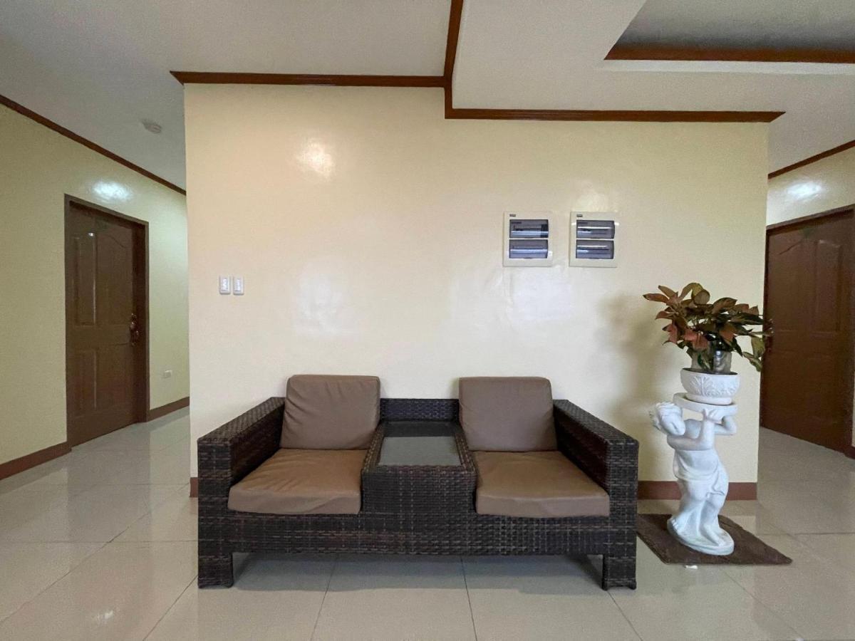 Hotel Marion's 1 Bantayan Powered By Cocotel 3*