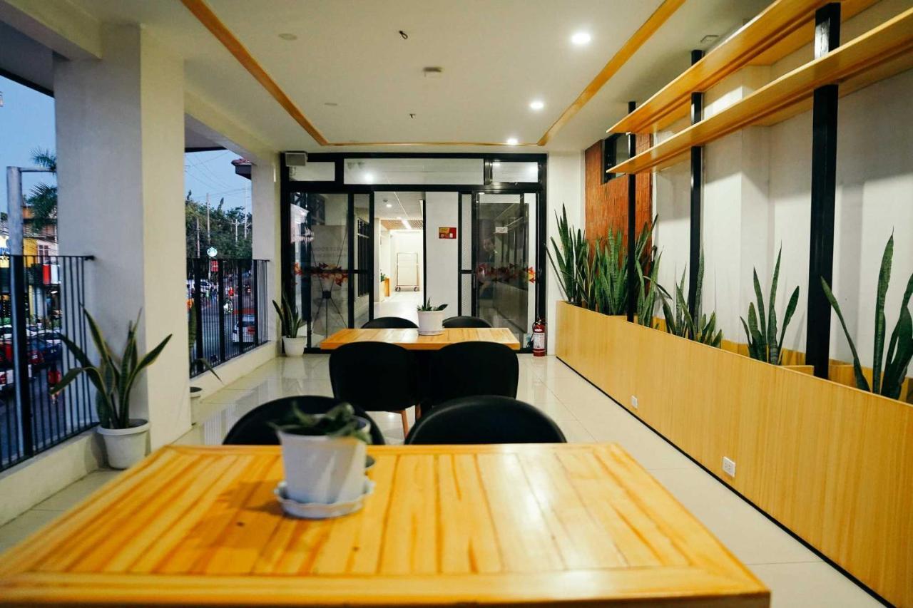Inn Travelbee Airport Lapu-Lapu City