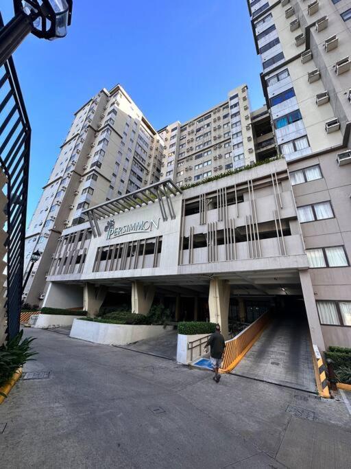 Living,the Persimmon Double Beds 4pax Apartment