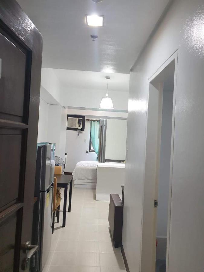 Apartment Studio Unit Persimmon Condominium Cebu