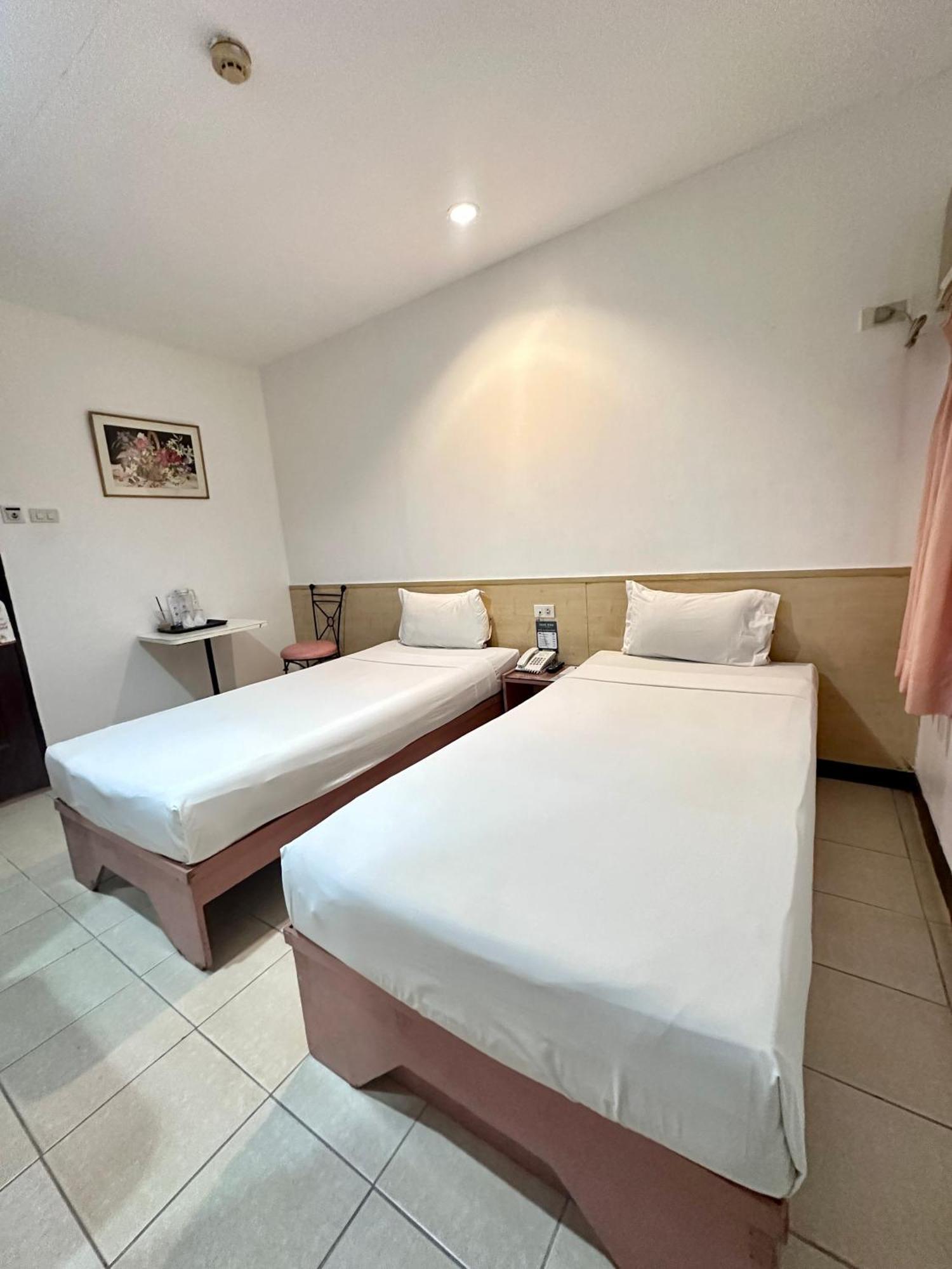 Hotel Pier Cuatro 2*
