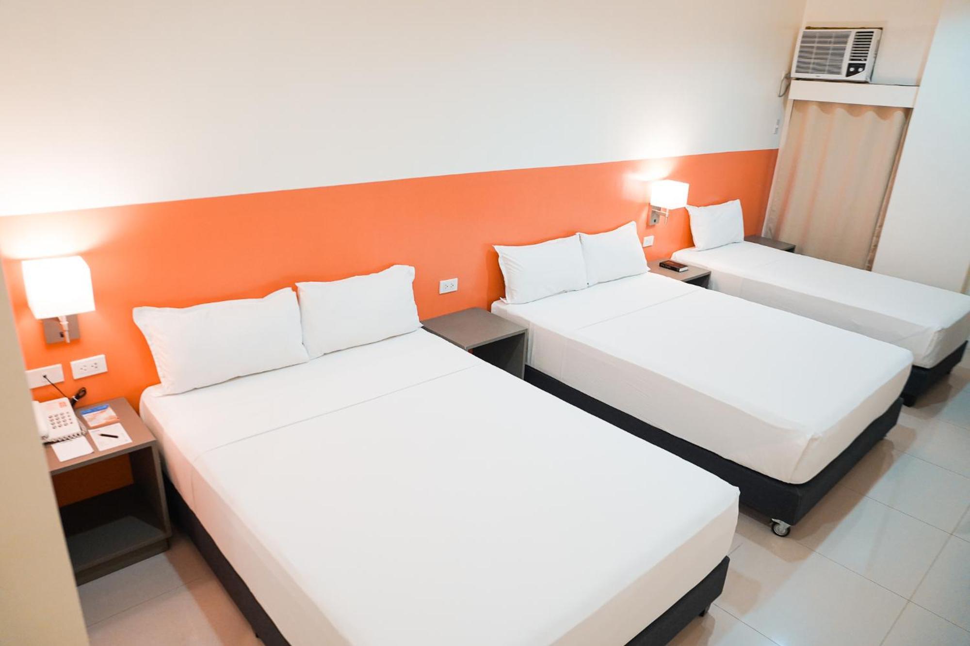 Inn Travelbee Airport