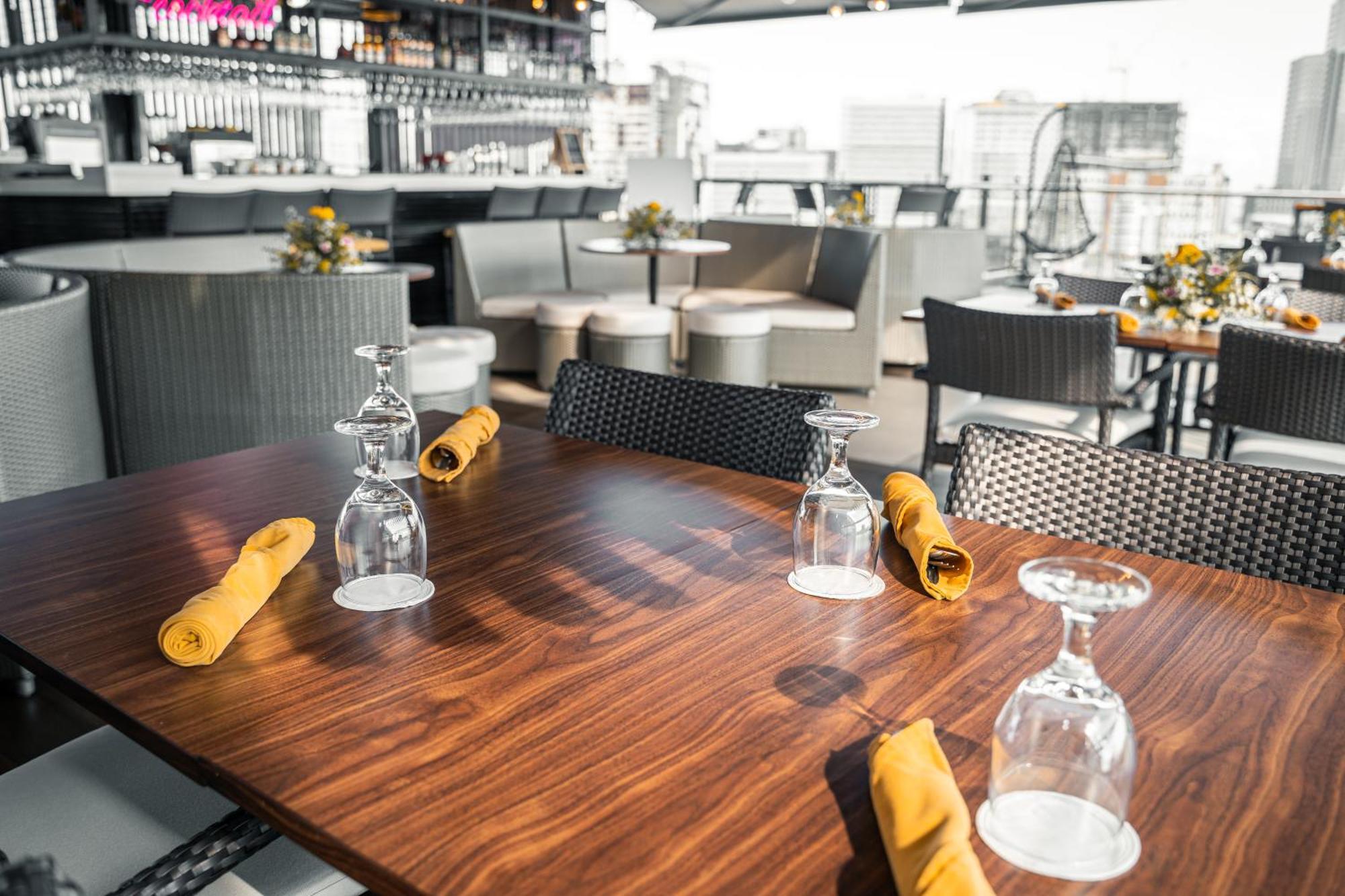 Hotel Yello Powered By Cocotel