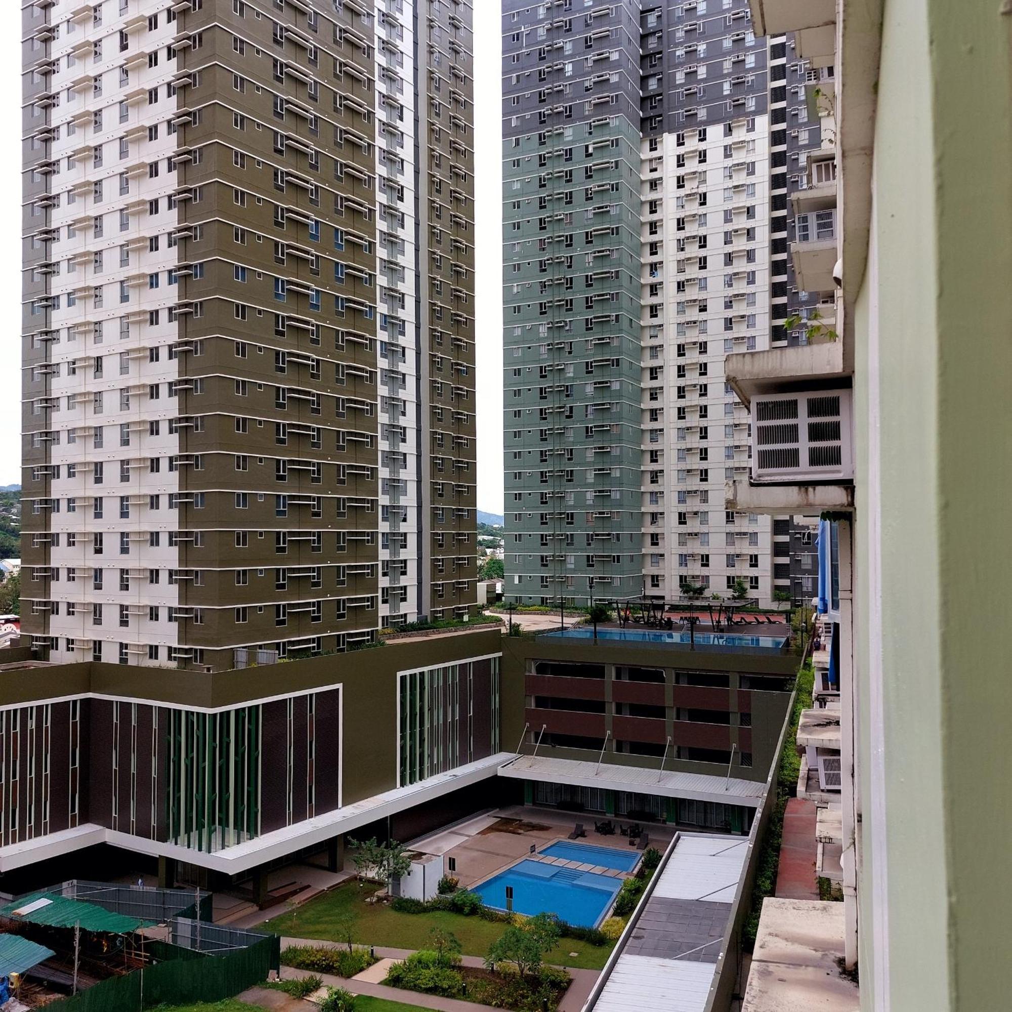 Apartment Cozy & Affordable Flat In It Park Avida Towers Riala T2517 Cebu