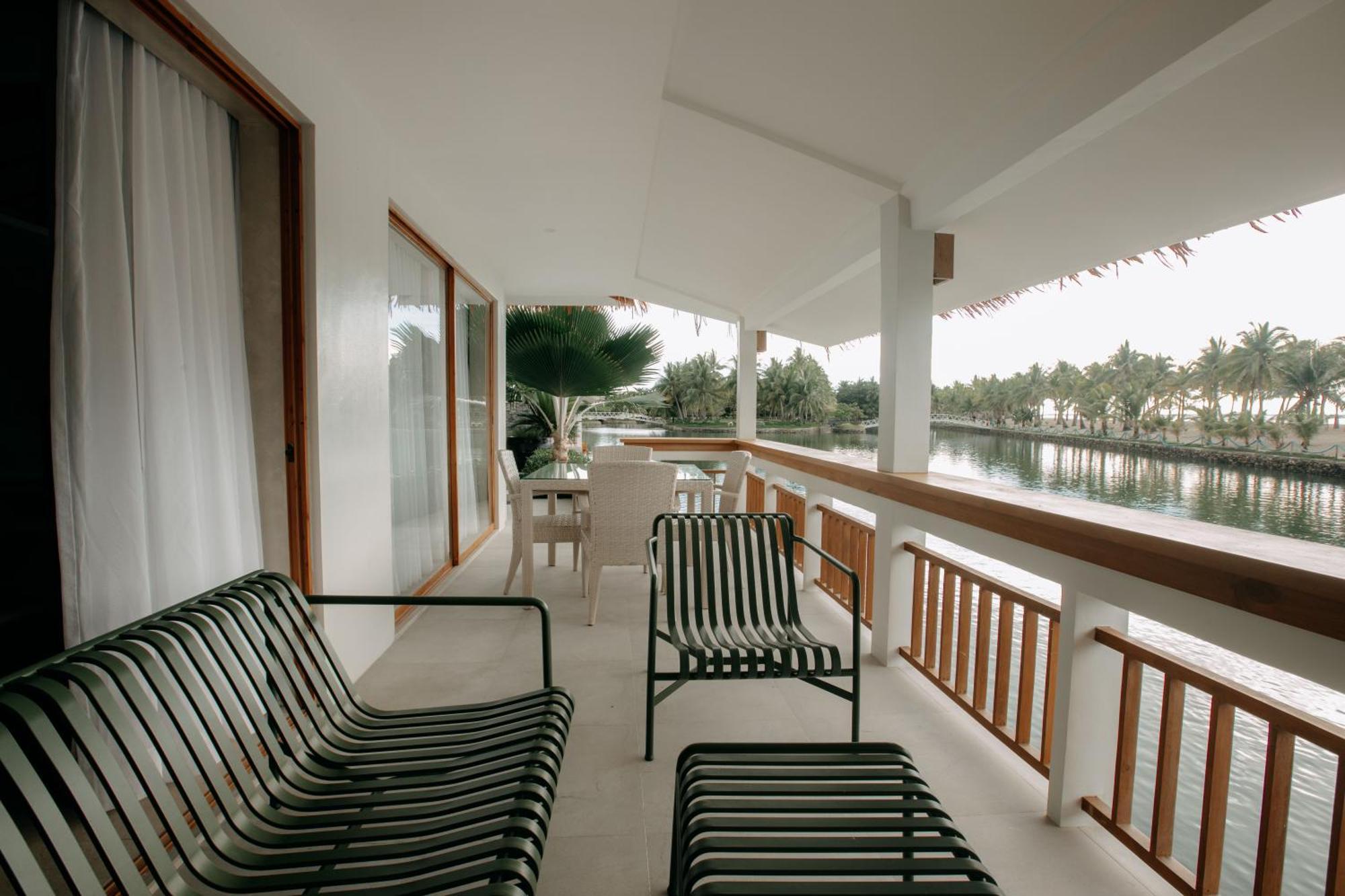Resort Golden Sands Destination