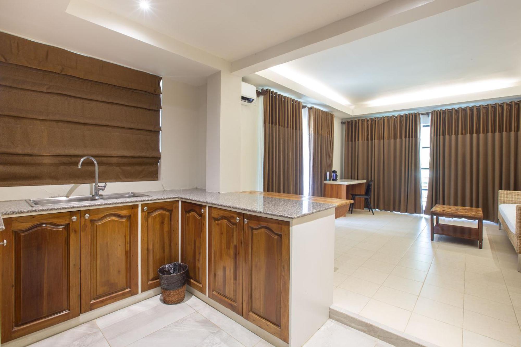 Resort Golden Sands Destination 3*