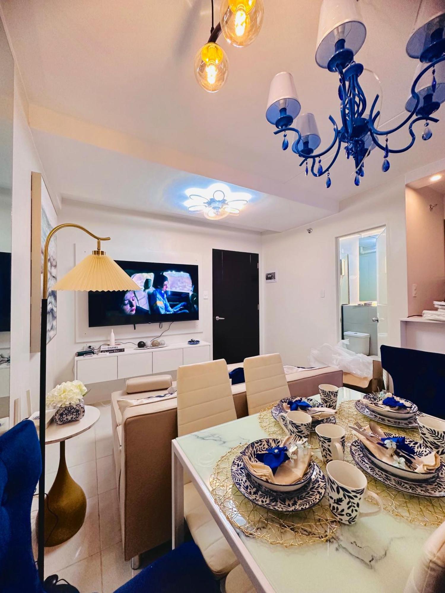 Casadeisabel: Elegant 2br N Cebu/washing/netflix Apartment *