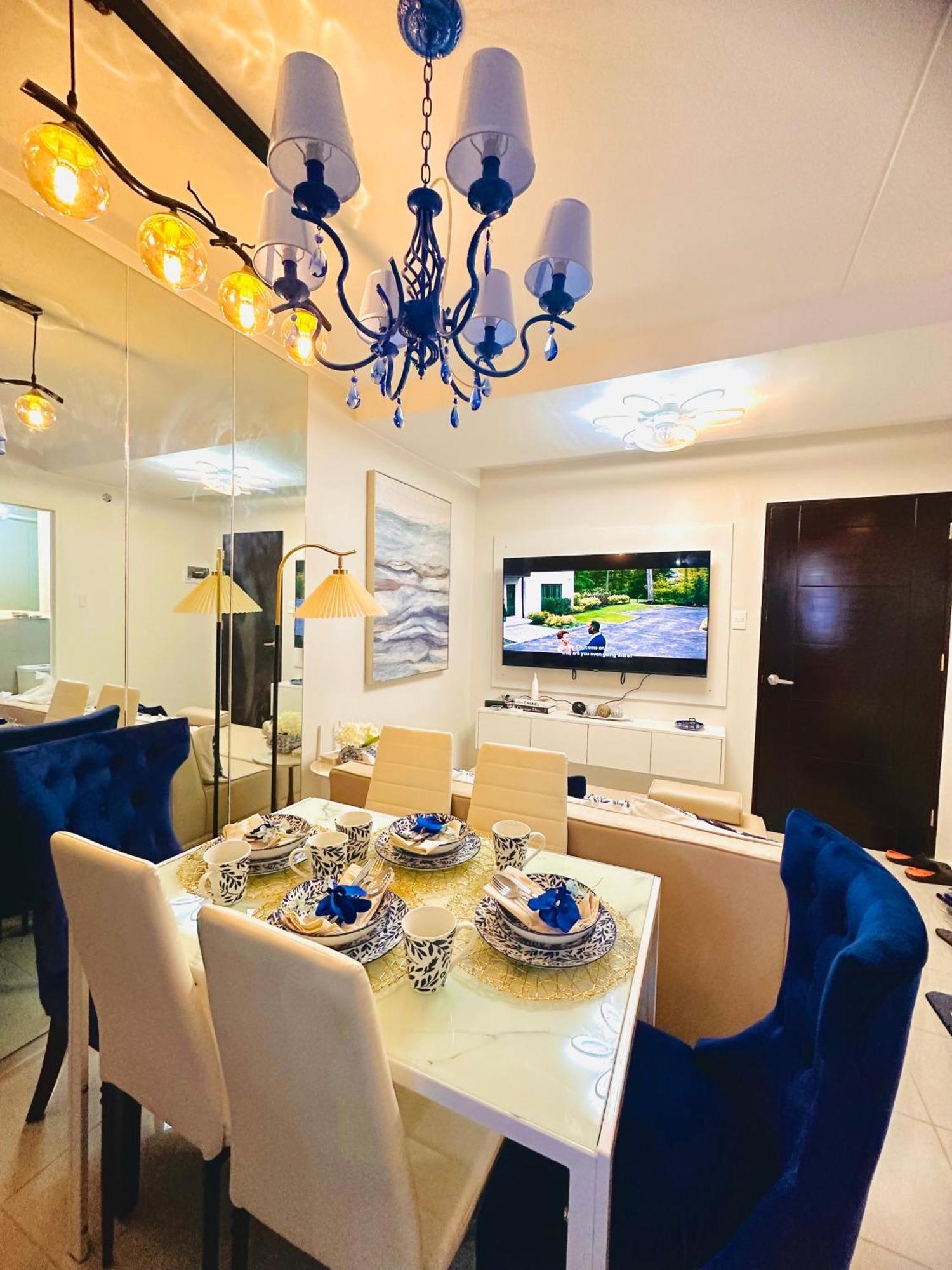 Casadeisabel: Elegant 2br N Cebu/washing/netflix Apartment