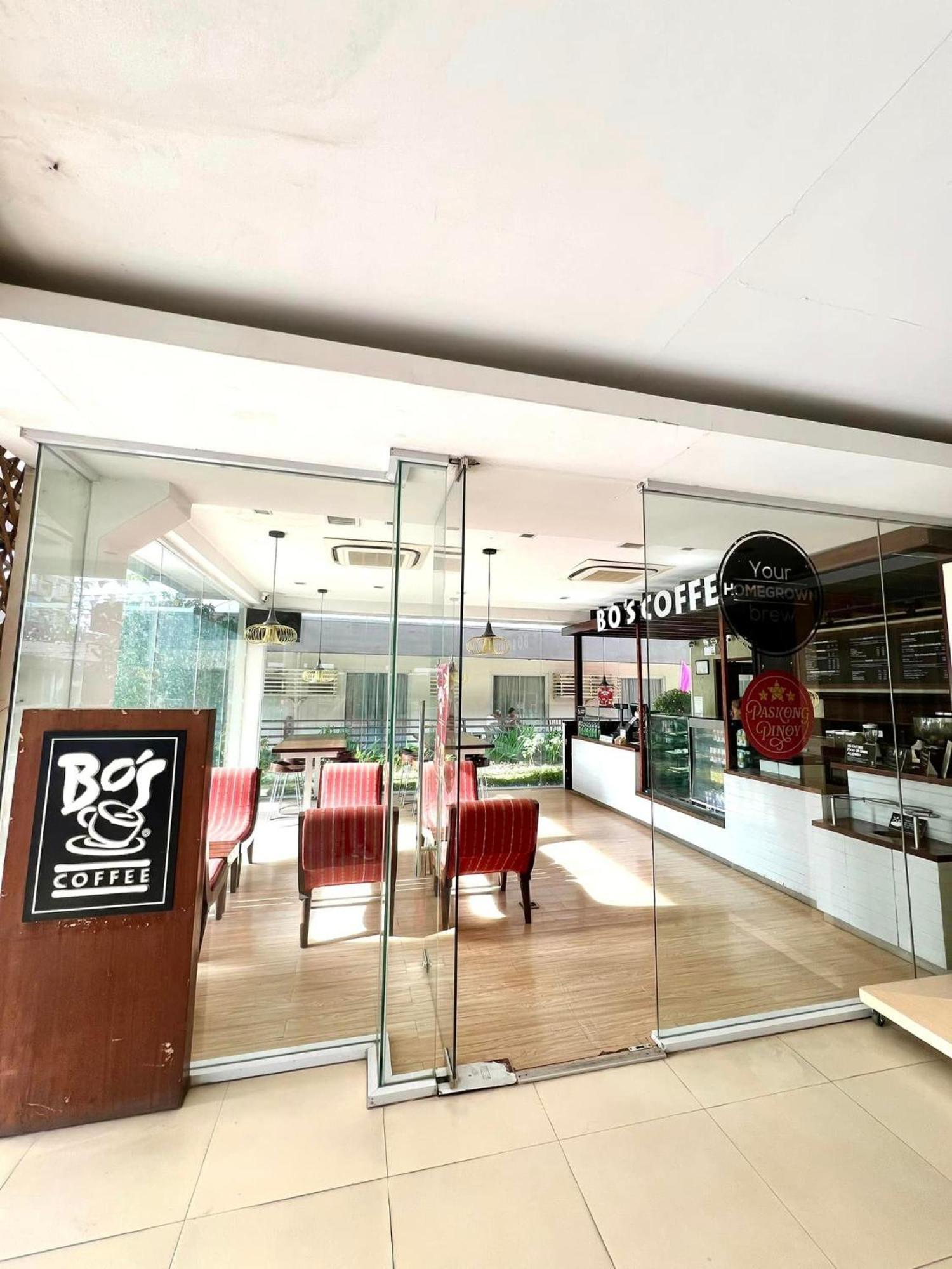 Aparthotel Cf Haven - Living W/ Balcony At Bamboo Bay Mandaue City