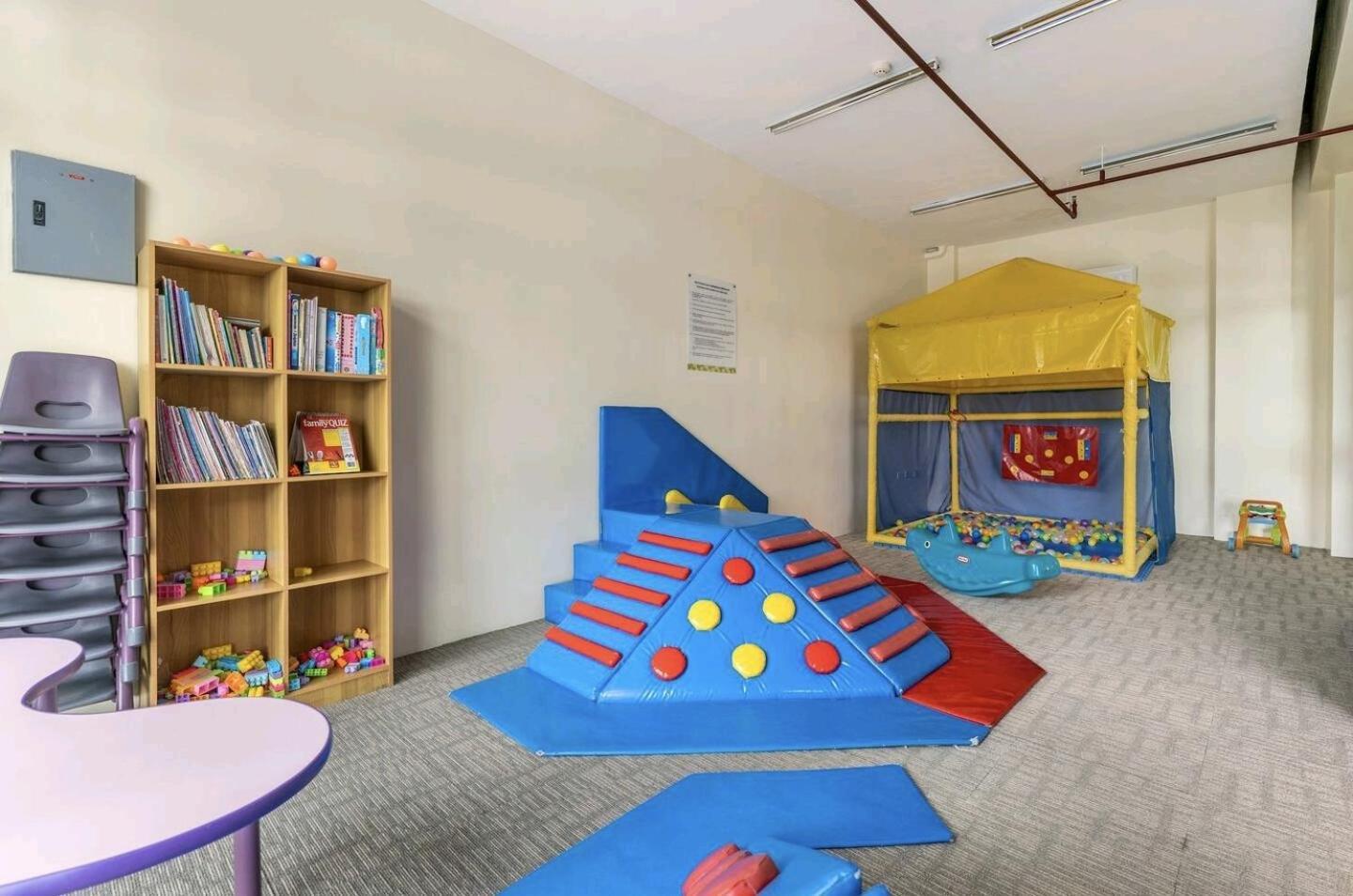 Group-friendly 2br With Mall Access Aparthotel
