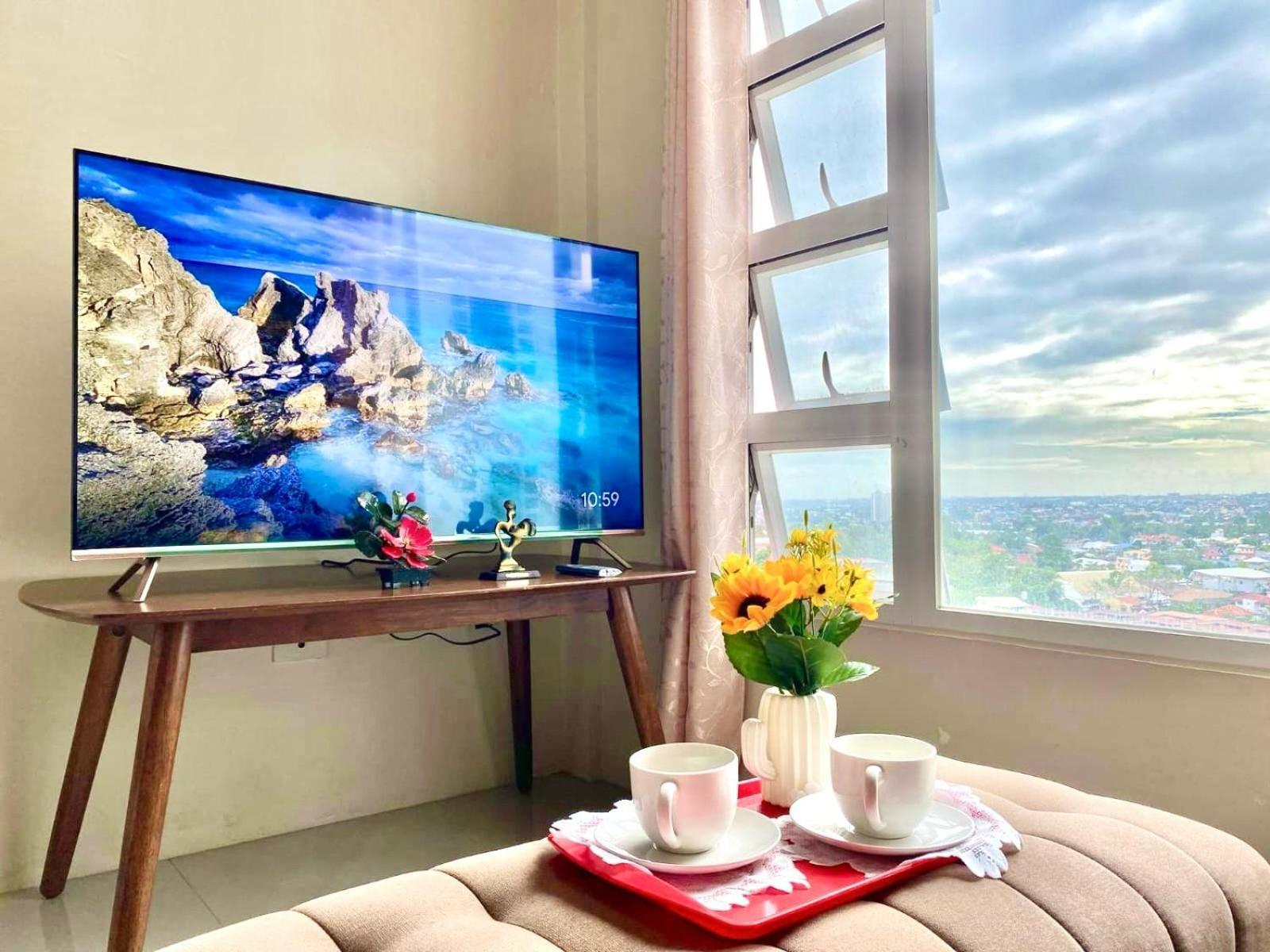 Group-friendly 2br With Mall Access Cebu