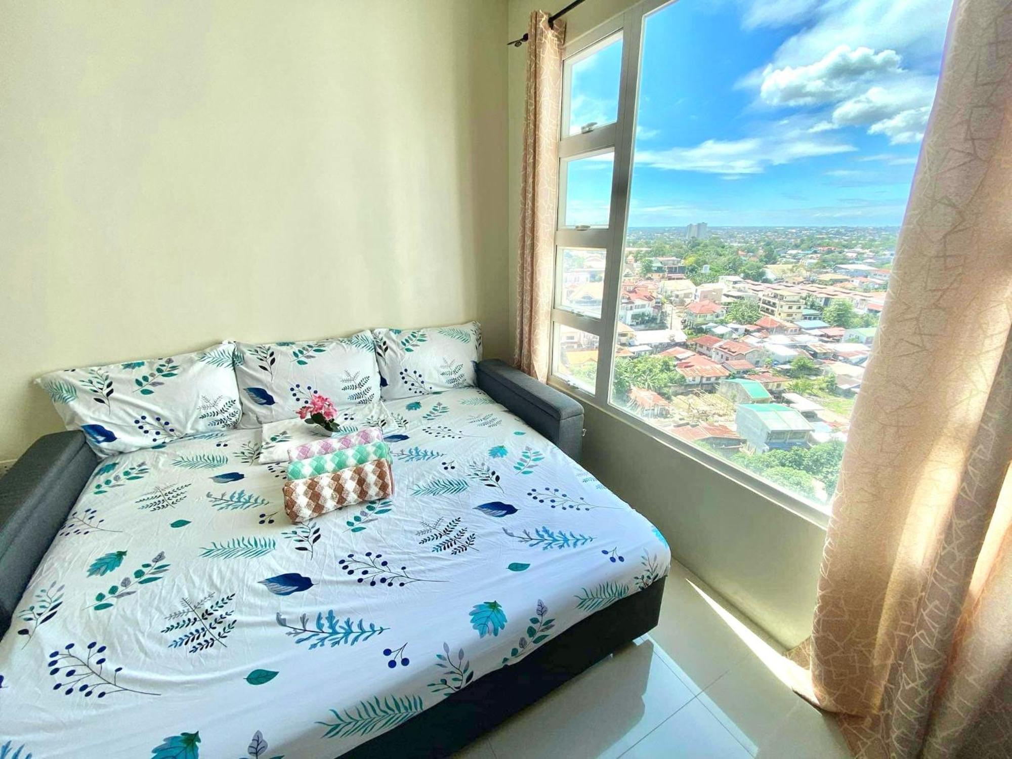 Aparthotel Group-friendly 2br With Mall Access Cebu