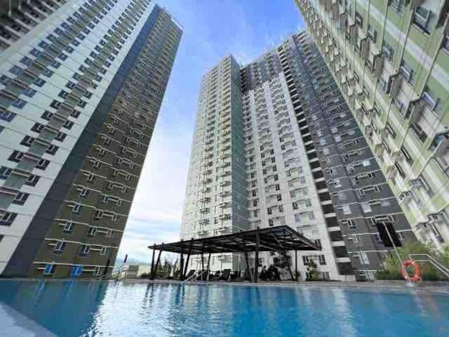 Avida Riala Studio Flat Condominium It Park *