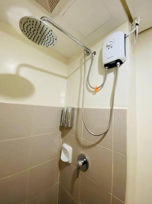 Avida Riala Studio Flat Condominium It Park Apartment