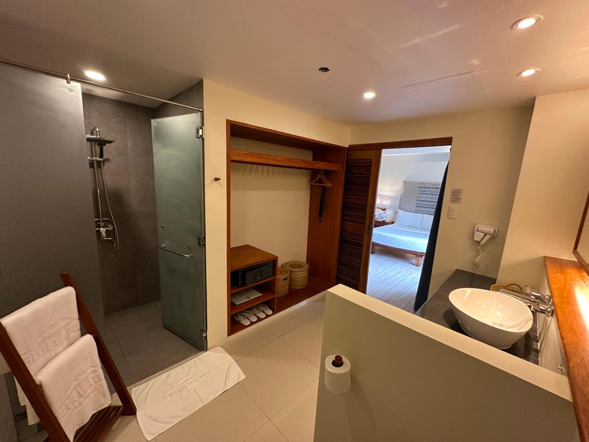 Resort Bluewater Maribago Lapu-Lapu City