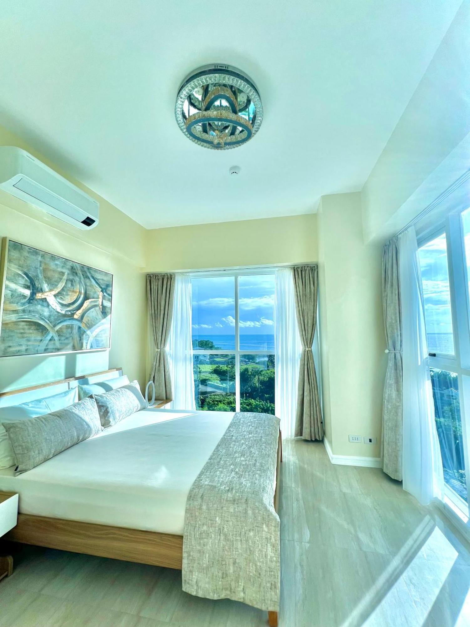 La Mirada Deluxe With Oceanview Apartment *