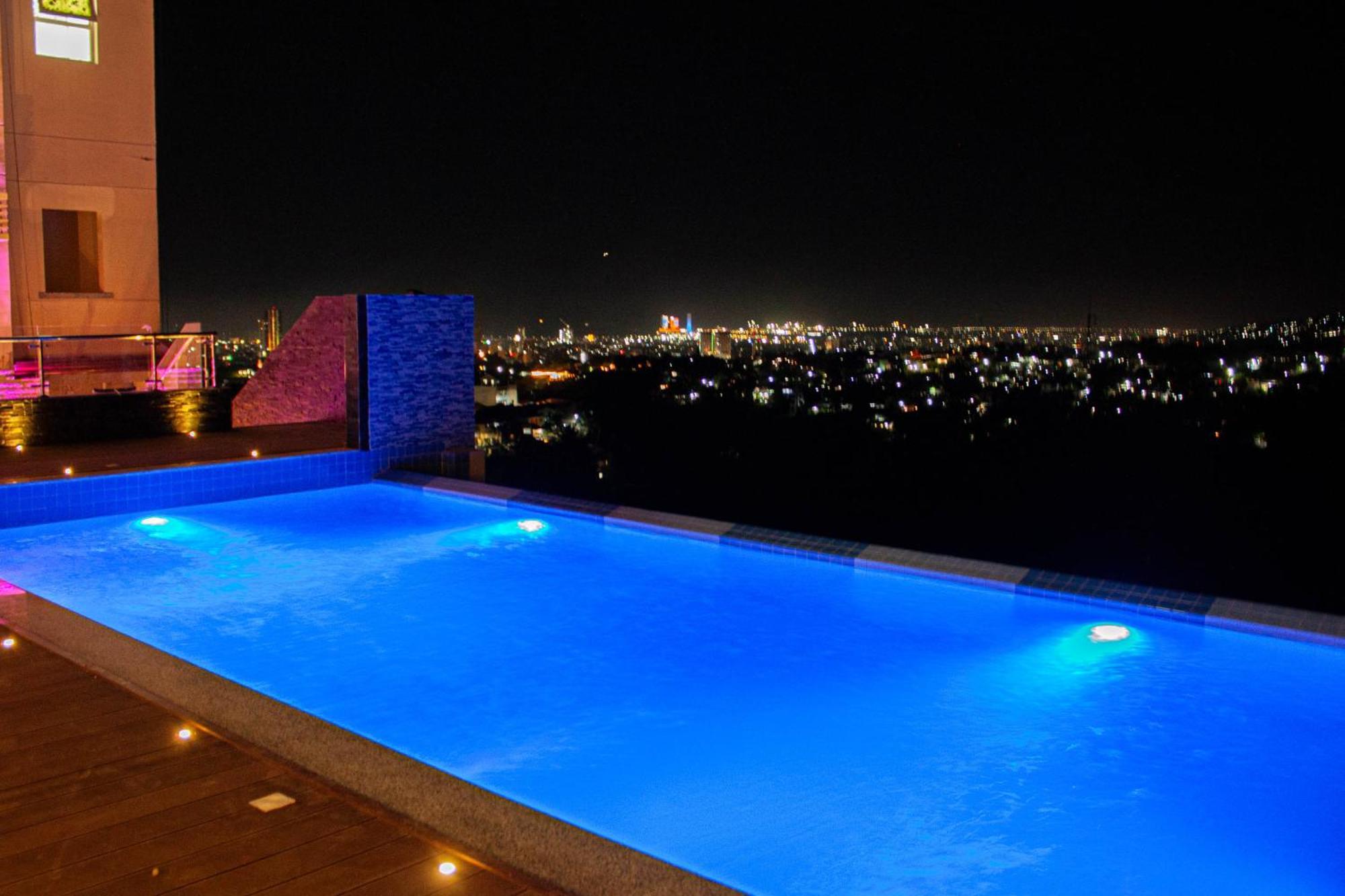 Hayat Sky Towers Hotel 3*