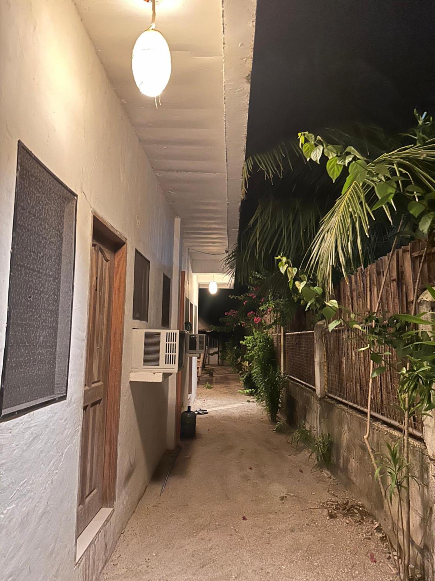 Lionfish Backpackers Malapascua Hostel Daanbantayan