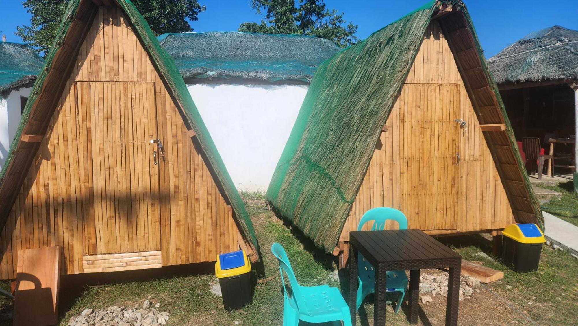 Nirvana & Dive Centre - Resort Moalboal